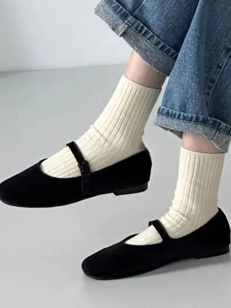 ベルベットフラットシューズ