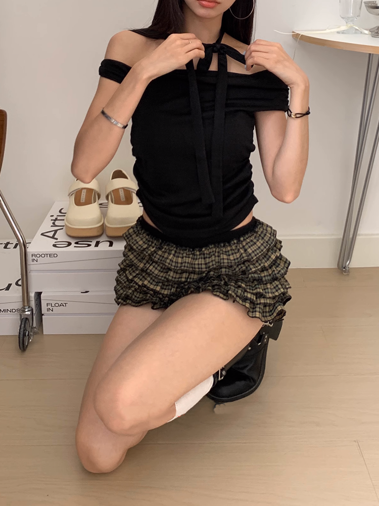 ワンショルダープリーツトップス