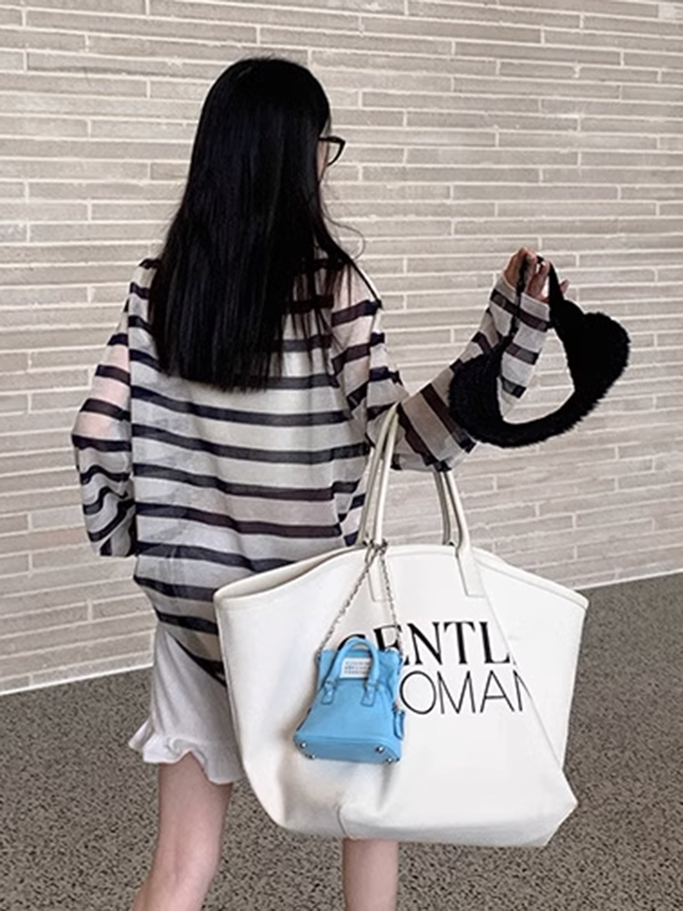 シースルーストライプニット