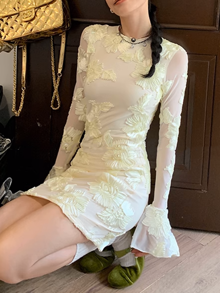 メッシュフラワーバックレスフィットドレス
