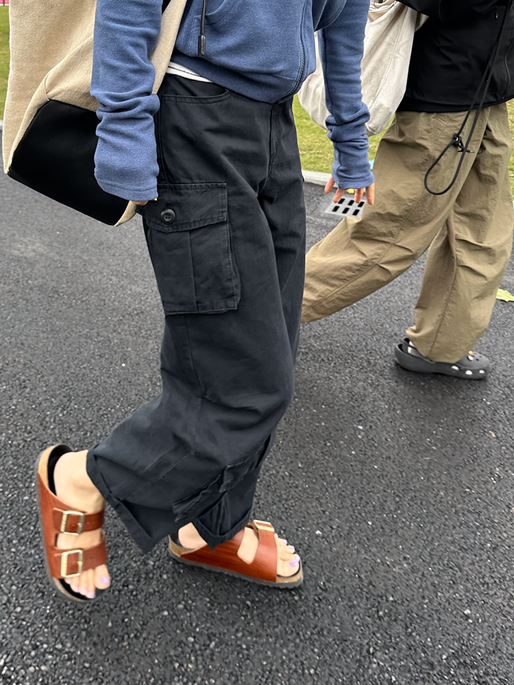 クロップドコットンカーゴパンツ