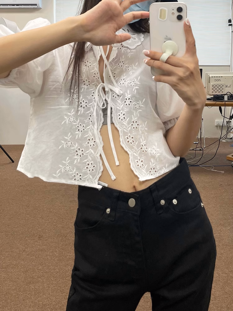 パフスリーブストラップトップス