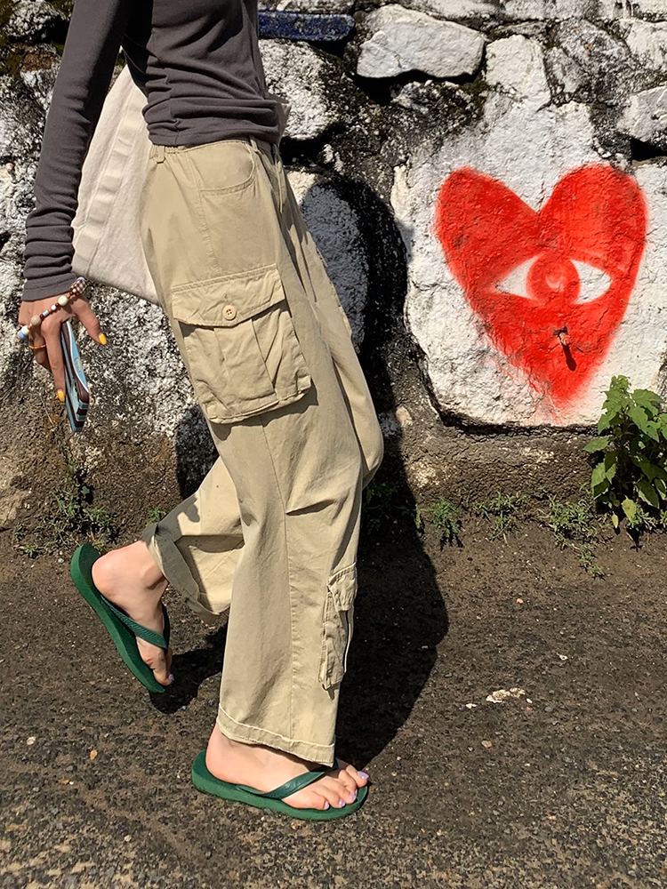 クロップドコットンカーゴパンツ