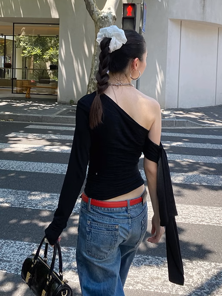 オフショルダースリムシャツ