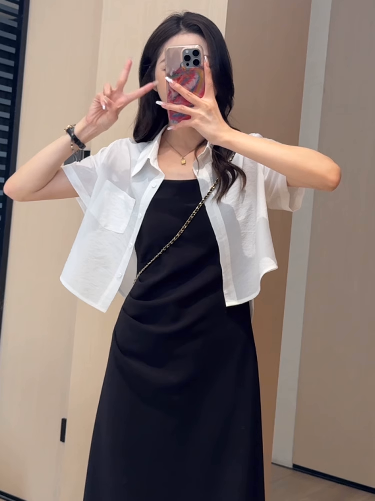 バックスリットショートシャツ