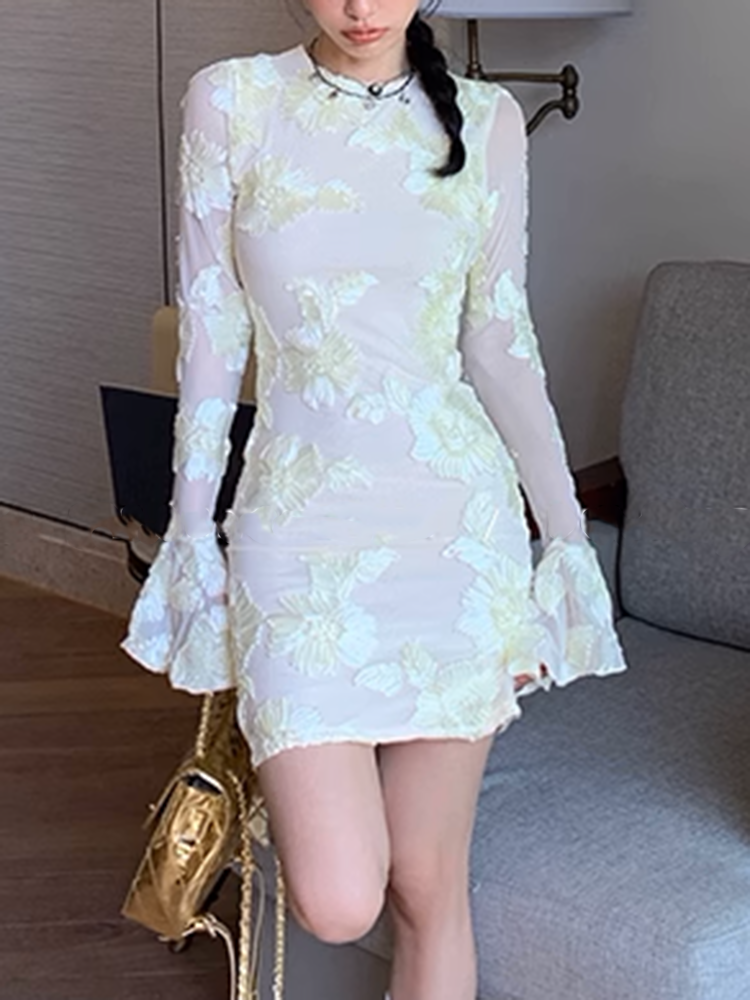 メッシュフラワーバックレスフィットドレス