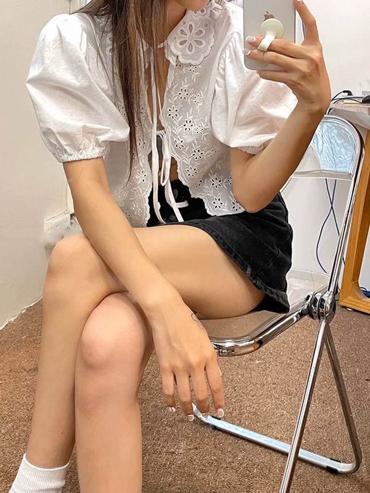 パフスリーブストラップトップス