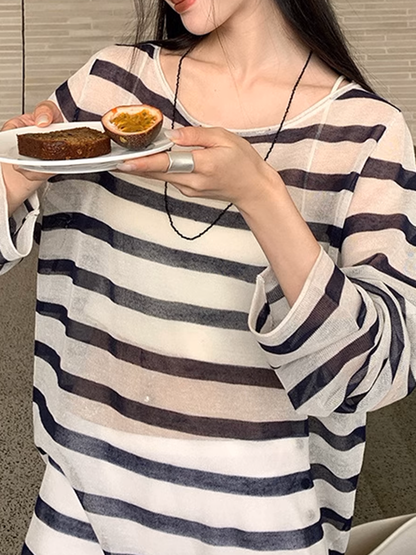 シースルーストライプニット